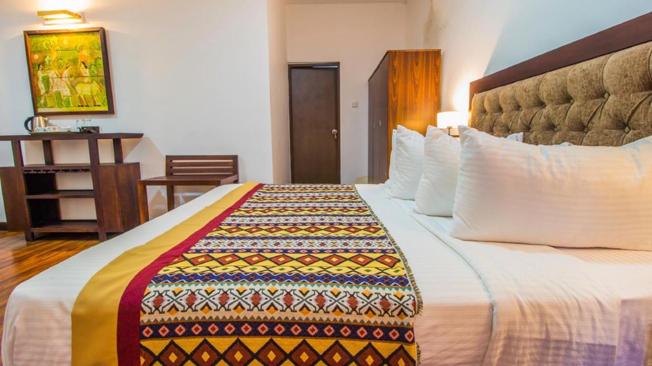 Pearl Royal Hotel, Colombo Eksteriør bilde